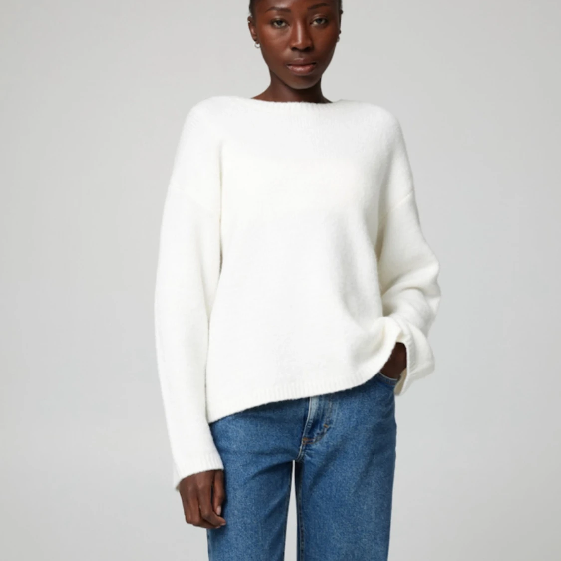 Vit stickad tröja  - 2