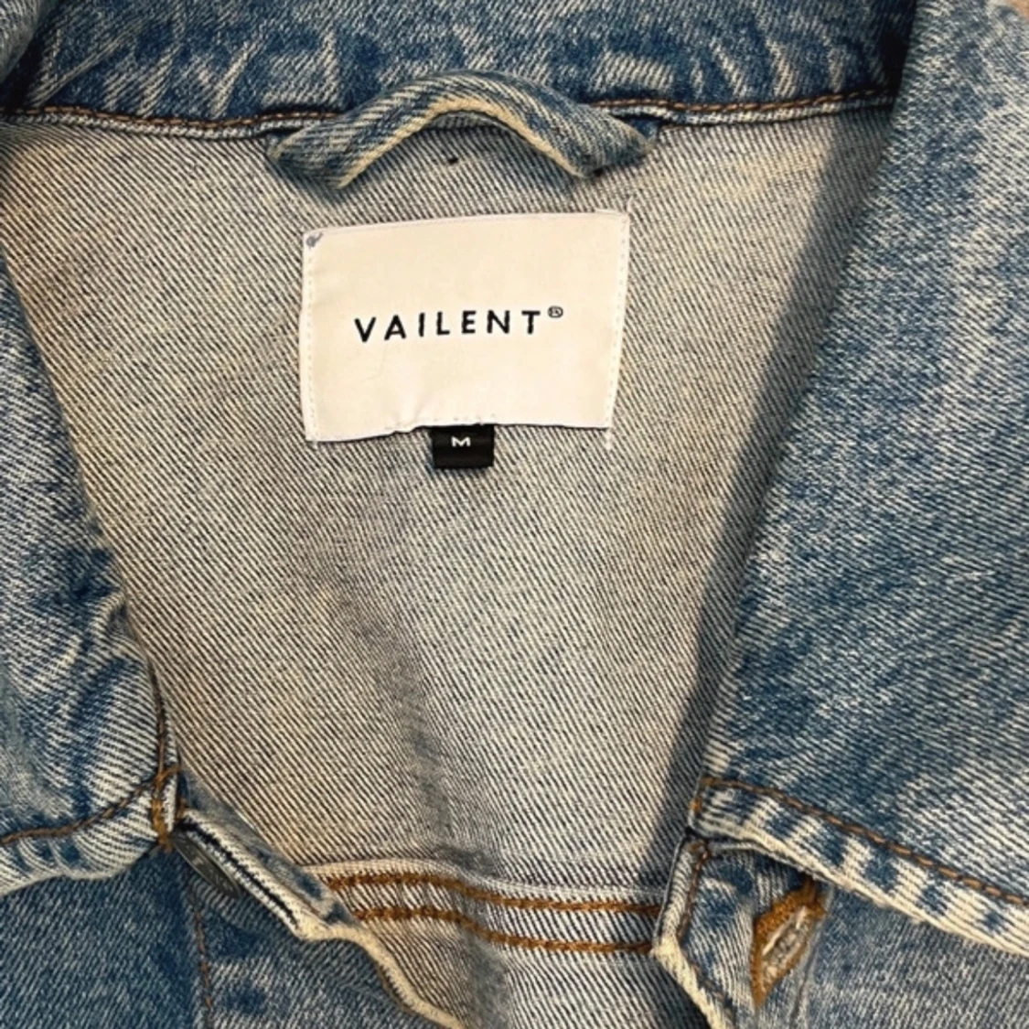 Blå jeansjacka från Vailent