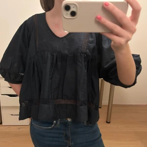 Blus - Jätte fin blus som passar till allt🩷