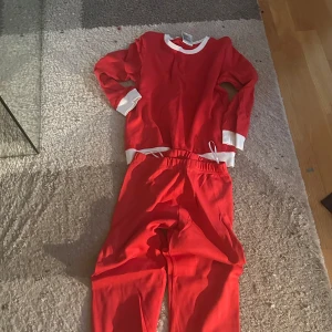  sticker  - 122/128 för barn 