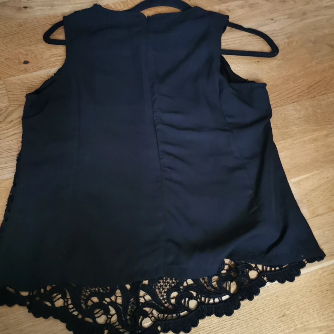 Svart spetslinne från Cutey - 58