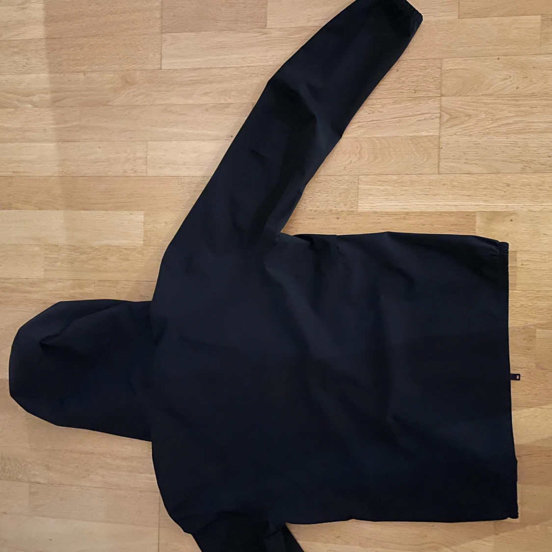 Marinblå regnjacka från Woolrich - 90