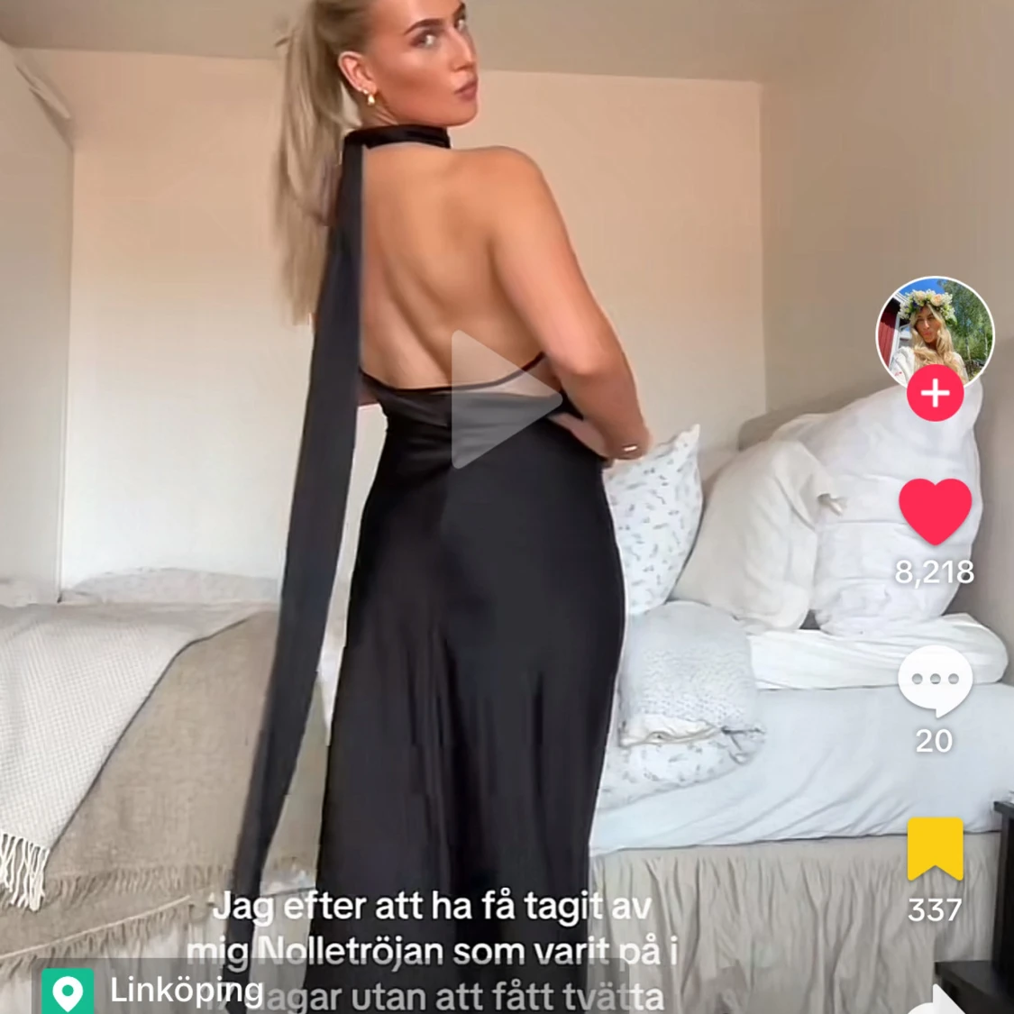 Svart långklänning med öppen rygg - 92