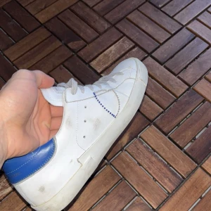 Philippe model skor - Kommer ej till användning då de är för små, har använt dom ett fåtal gånger men gillar dom annars. Storlek 42 kan gå ner i pris