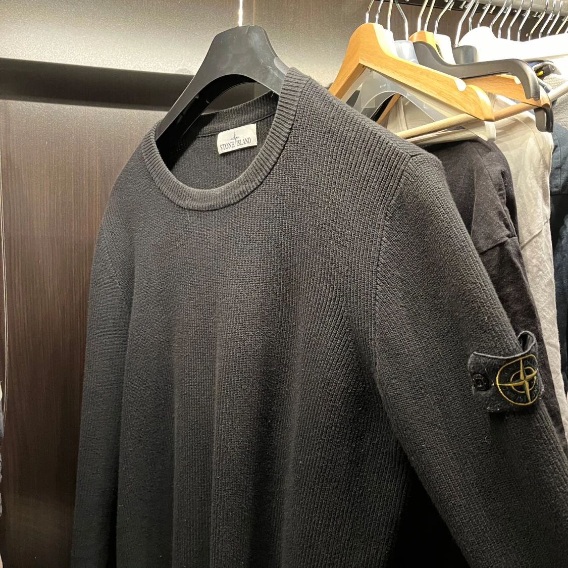 Svart tröja från Stone Island