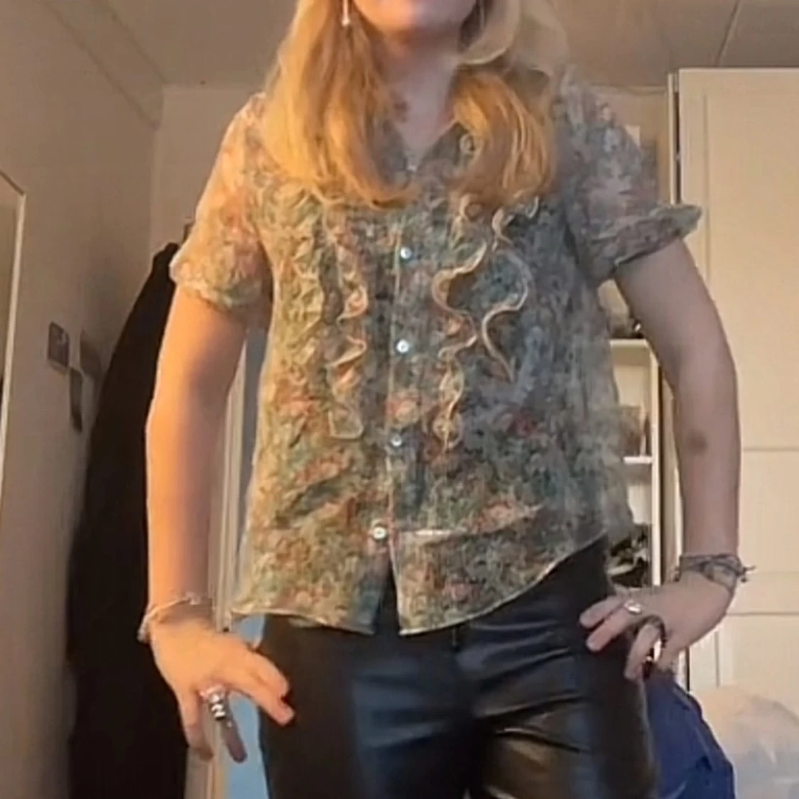 Blommig blus💐 - 91