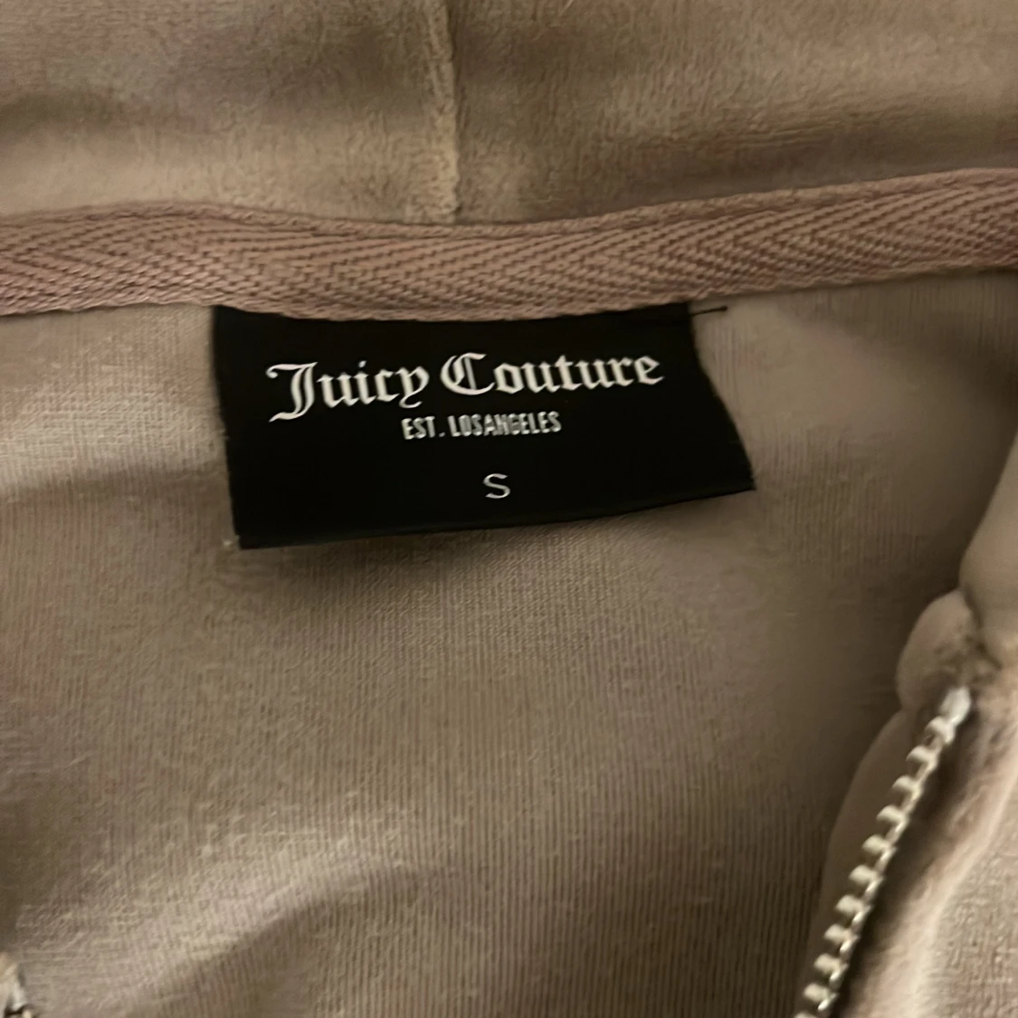 Beige hoodie från Juicy Couture - 91