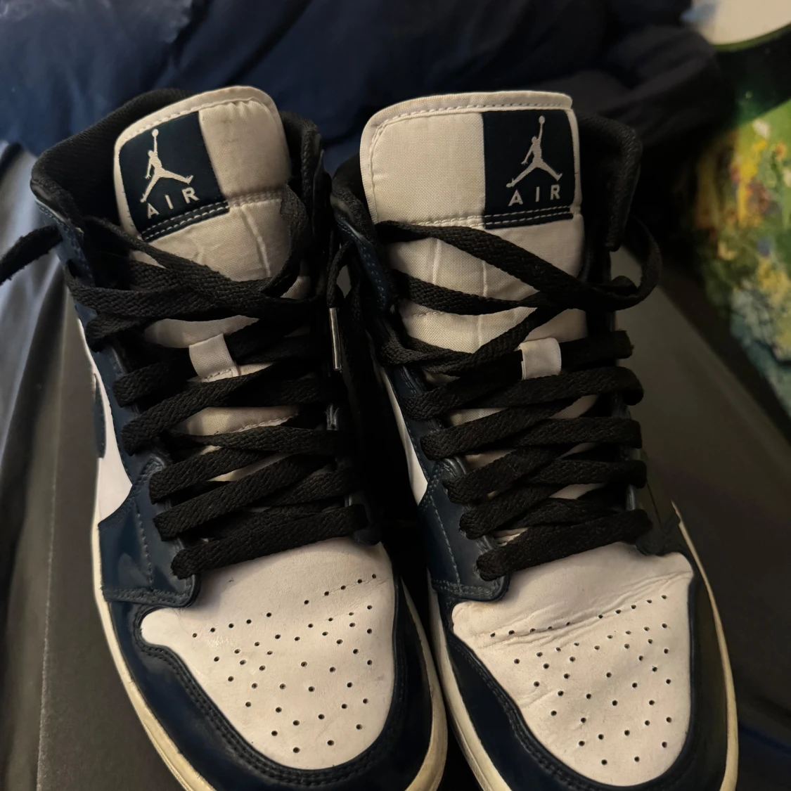 Nike Air Jordans i svart och vit - 90