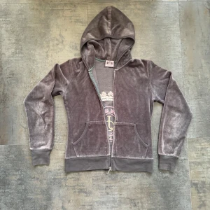 Vintage juicy couture liknande zip-up - Y2k juicy couture zip-up, bra skick