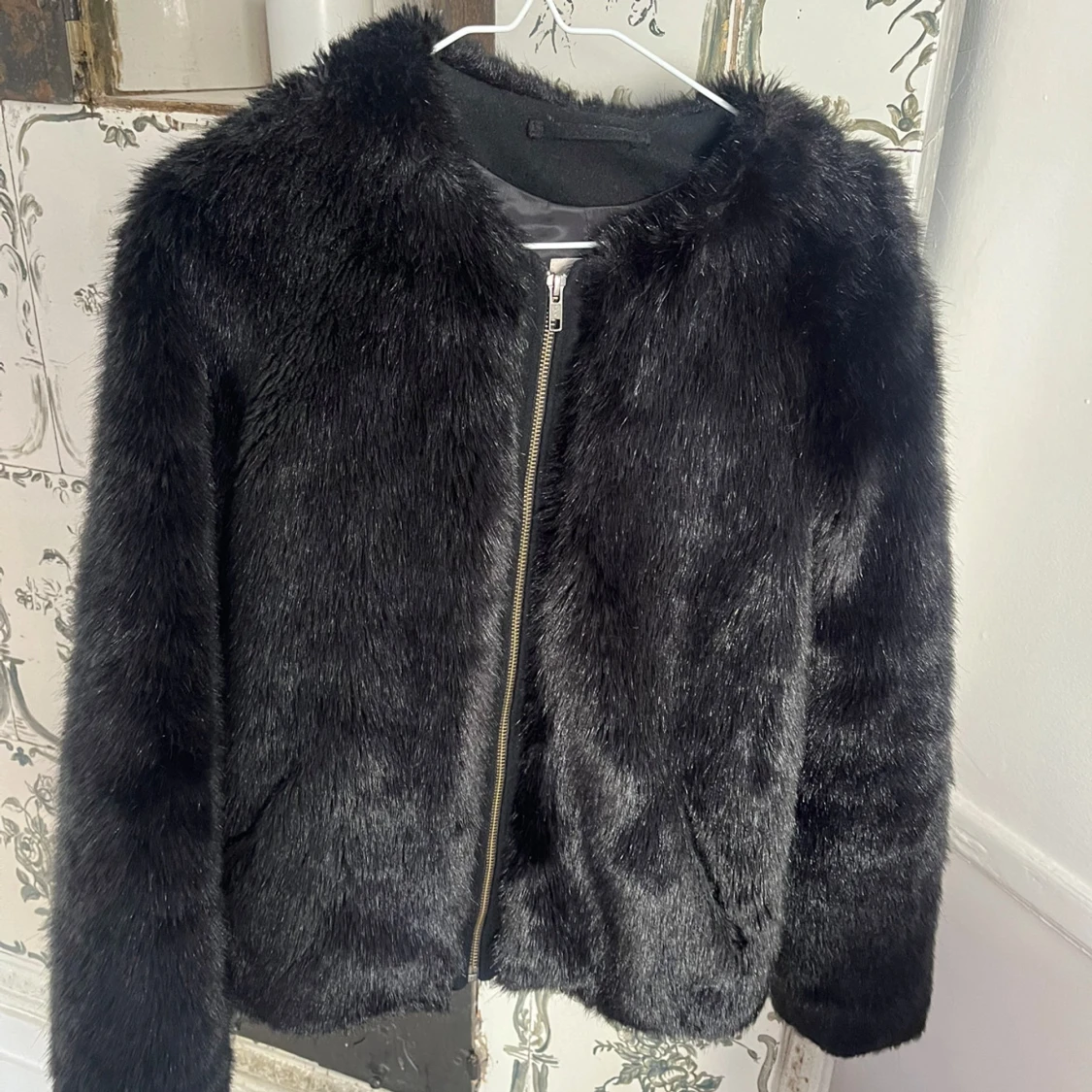 Svart Pälsjacka - 90