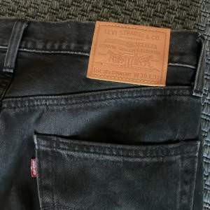 Levis jens 30/32 Helt nya