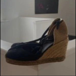 Espadrillos, Castañer - Espadrillos, Castañer, svarta, fint skick, storlek 36 