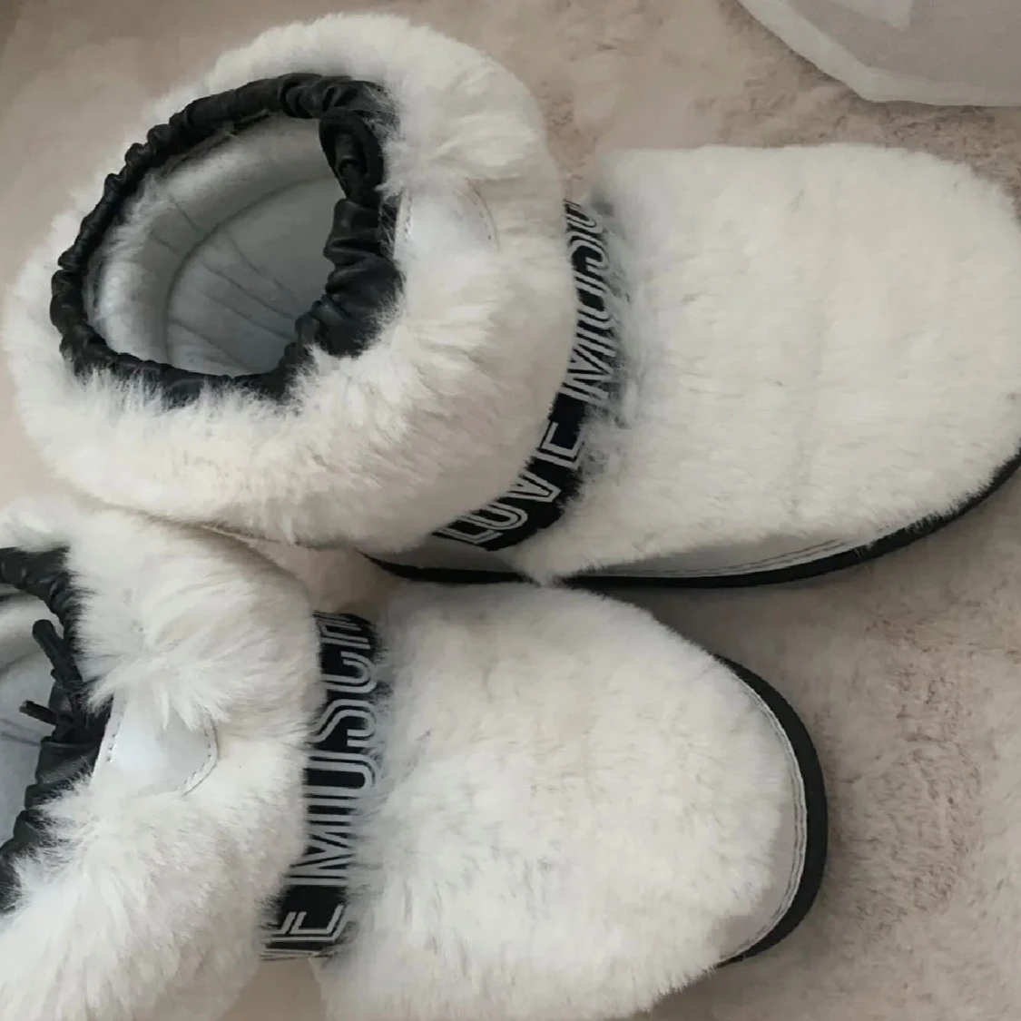 Moschino vinter-boots ❄️  - 90