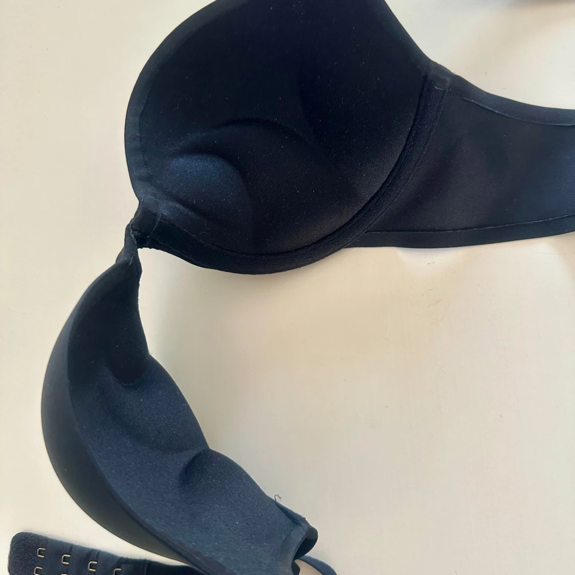 Svart push-up bh  - 91