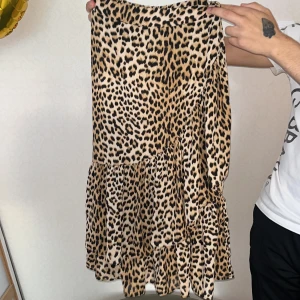 Lång kjol - Lång kjol som knappt är använd Storlek xs/s