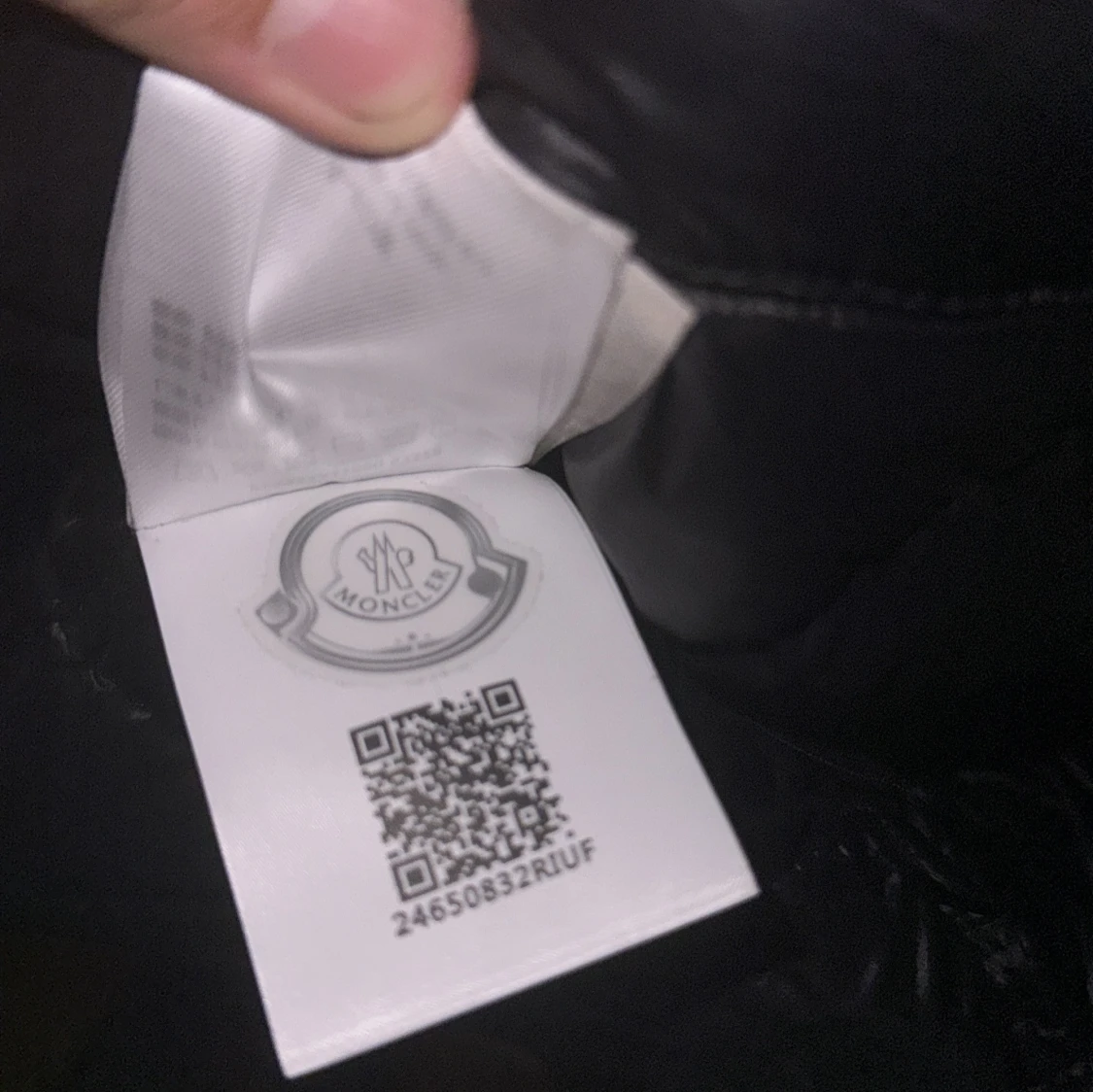 Moncler Acorus   - 90