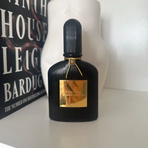 Parfym - Tom Ford black Orchid 💗 från början 30 ml, ca 20 ml kvar💓 tryck gärna på köp nu