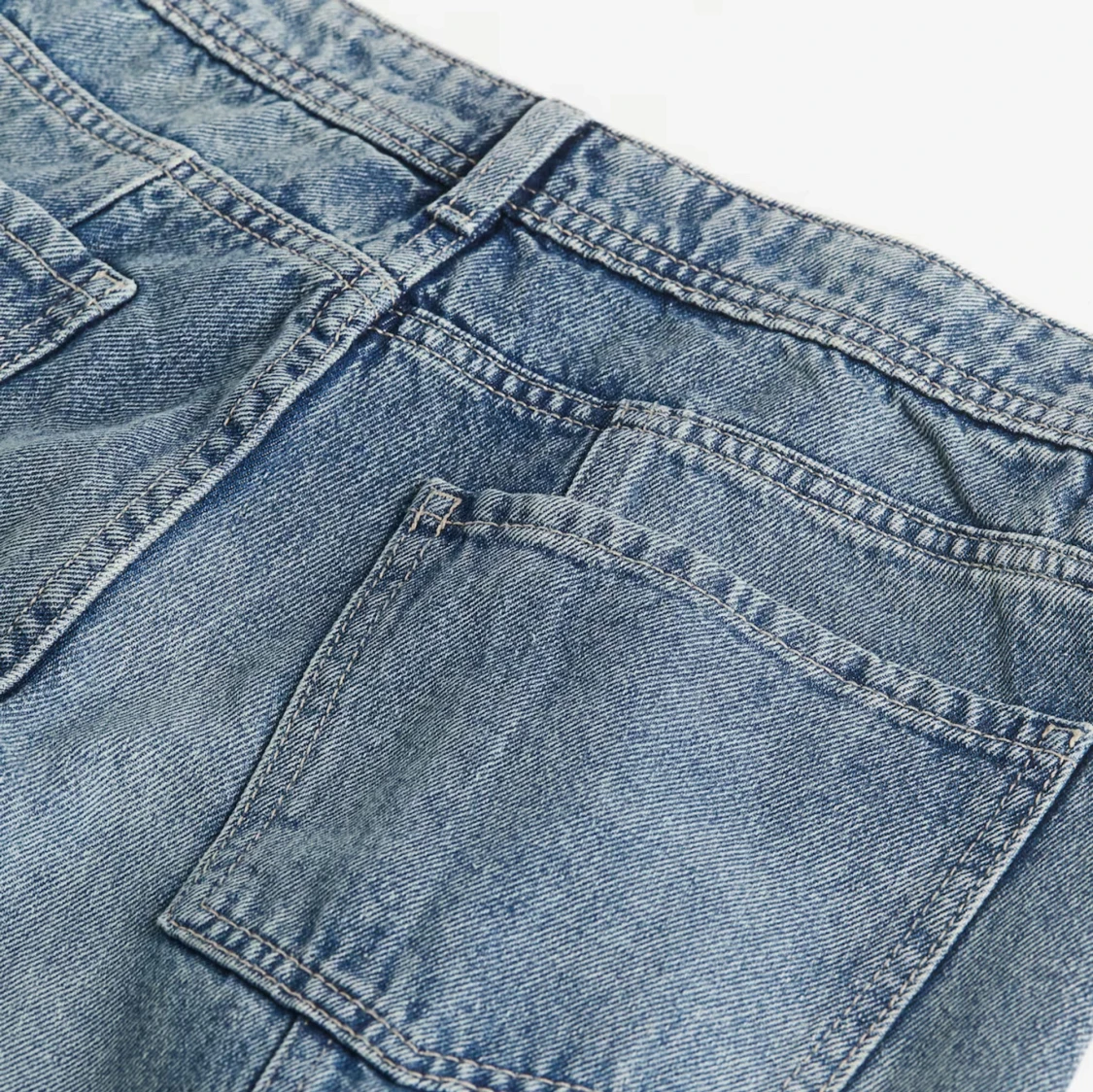 Hm Low rised Flare(ish) jeans - 91