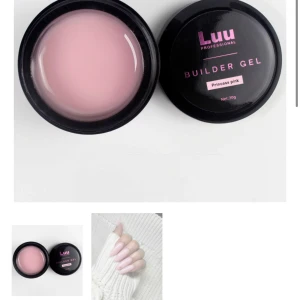 Luunails Builder Gel Princess Pink - Helt oöppnad builder gel från Luunails i färgen Princess Pink 30g! Perfekt för nybörjare då den har en högre viskositet, den har en underbar mjuk rosa ton som syns på bilderna. Säljer då färgen tyvärr inte är så populär bland mina kunder. Nypris är 275kr säljer för 250kr, skriv vid frågor!🩷Kontakta mig gärna innan ni trycker på köp nu!🩷Kan vara öppen mot byten🩷