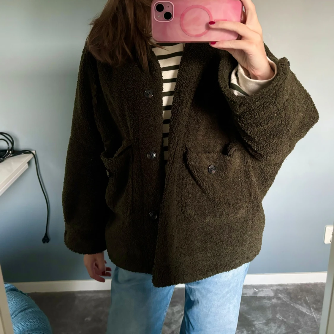 Olivgrön teddyjacka från Zara - 91