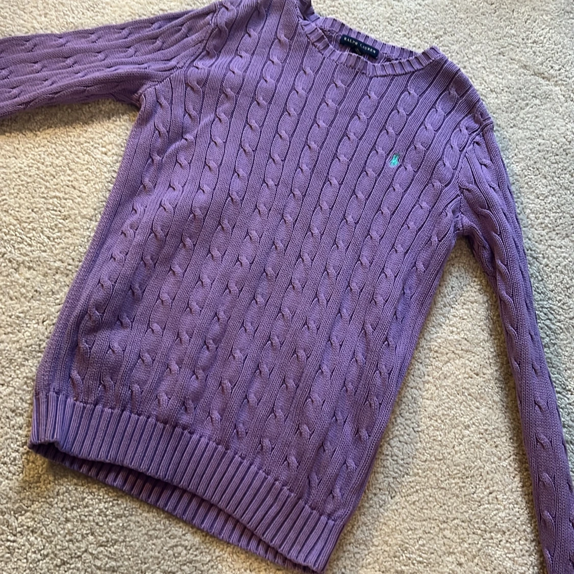 Lila stickad tröja från Ralph Lauren