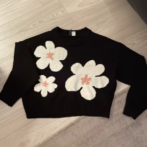 Fin varm tröja/ storlek M - Svart fin tröja/ vinter tröja  Top skick 