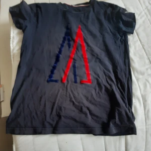 Moncler t shirt  - Moncler t shirt strl m