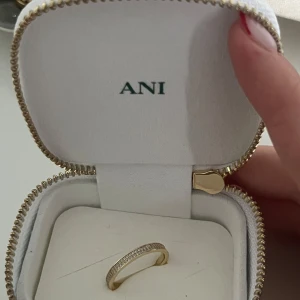 ANI ring - Ring från ANI, kommer inte till användning, precis som ny!