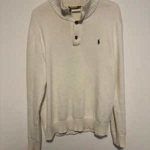 Ralph lauren tröja - Unik ralph lauren tröja, perfekt för hösten. Bra skick, strl L men passar M perfekt också.