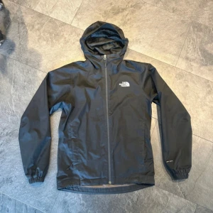 North face jacka - Skaljacka i mycket bra skick