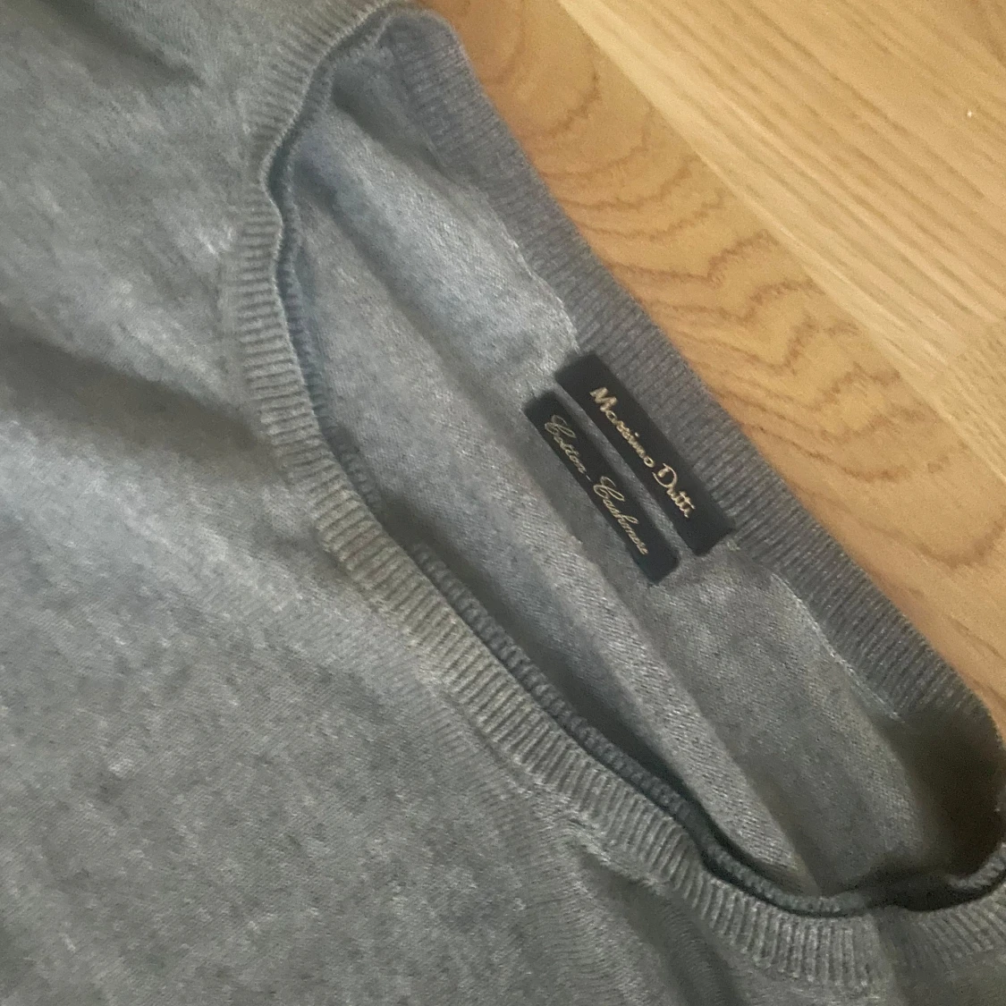 Grå massimo dutti tröja - 90