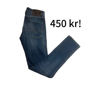 Replay Anbass - Replay anbass. W28 L32. Aldrig använda, helt nya! (Skick 10/10). Slim fit. Nypris ca 1600 kr mitt pris 599! 