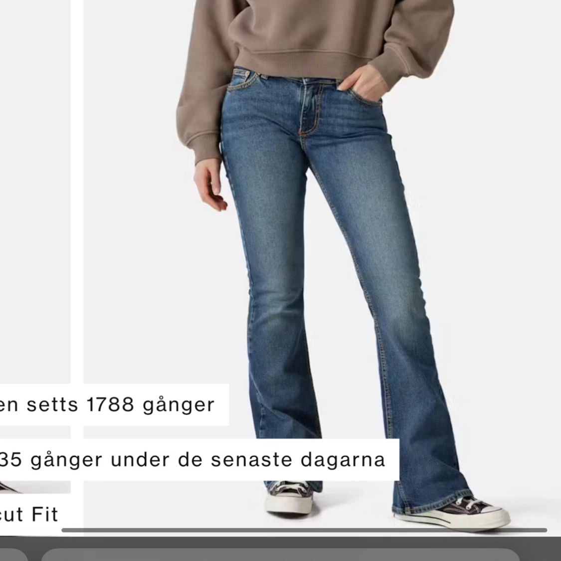 blå bootcut jeans