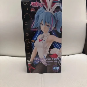 BiCute Bunnies Hatsune Miku - Bunny suit Hatsune Miku. Good condition on the box! Bought in Japan. BiCute Bunnies. 