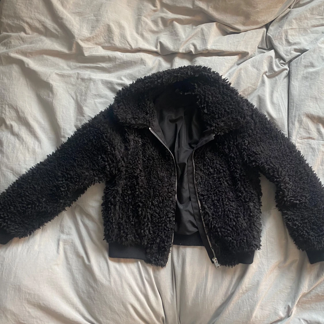 Svart teddyjacka - 90