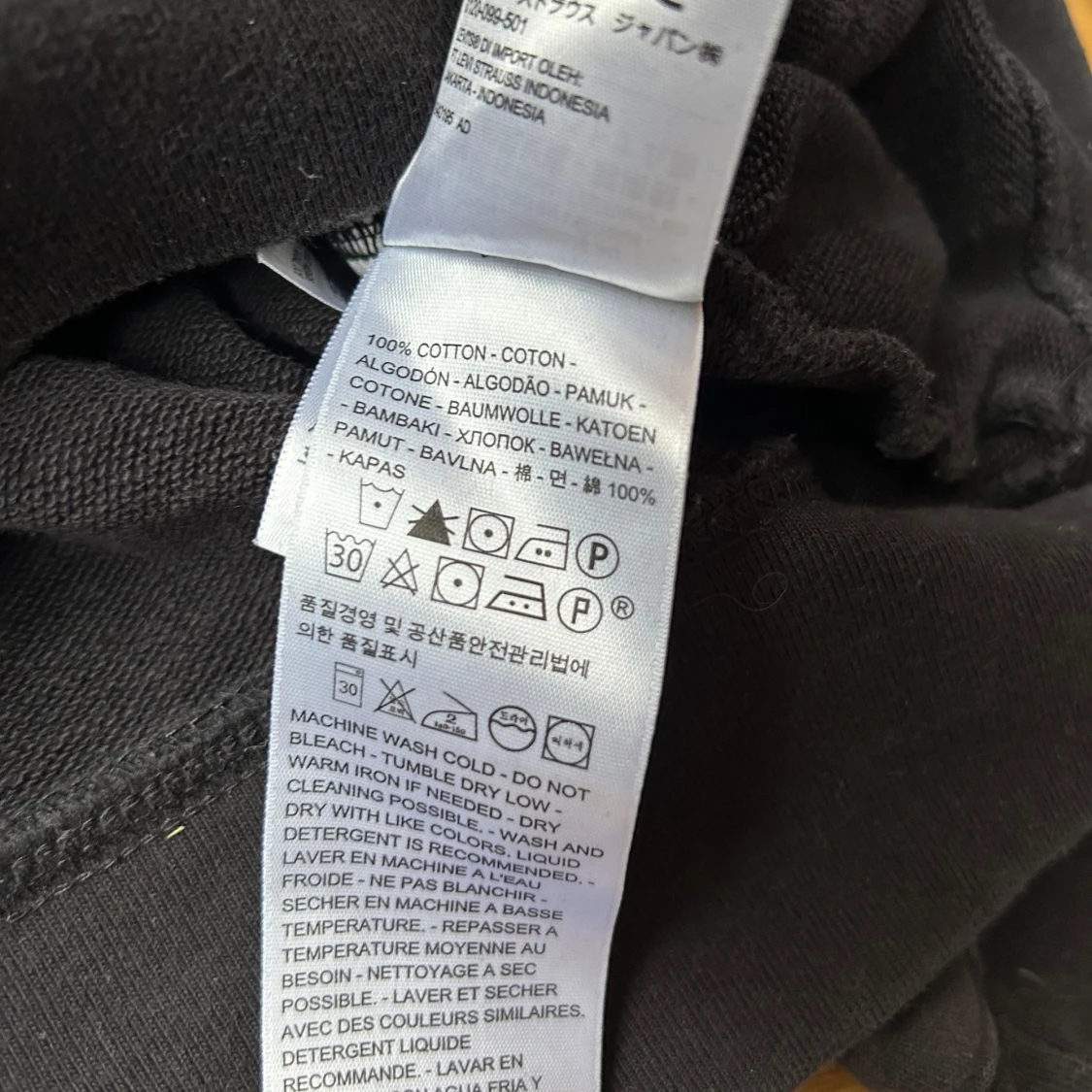 Svart hoodie från Levi's - 93