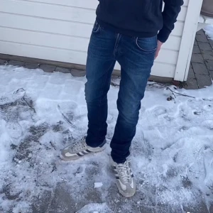 Nudie Jeans- Thin Finn - Ett par riktigt feta nudie jeans❗️| Modell: Thin Finn- Slimfit 👖| Skick: 9,5/10✅| Hör av er vid fler frågor🦦