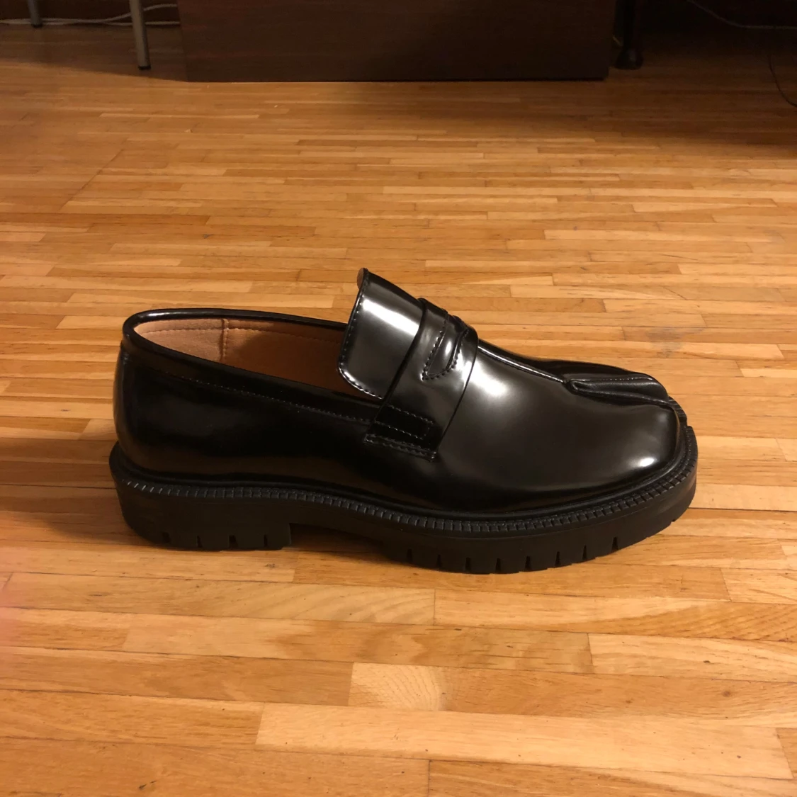 Tabi Loafers  - 90