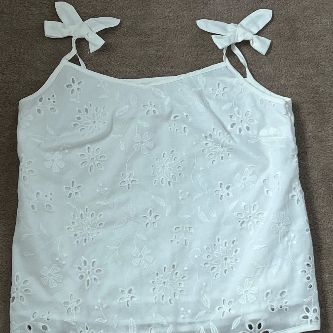 Vit blommig linne - 91