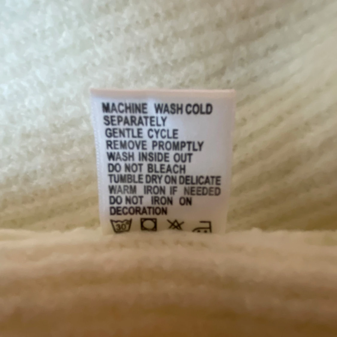 Vit stickad klänning från ADOORE - 93