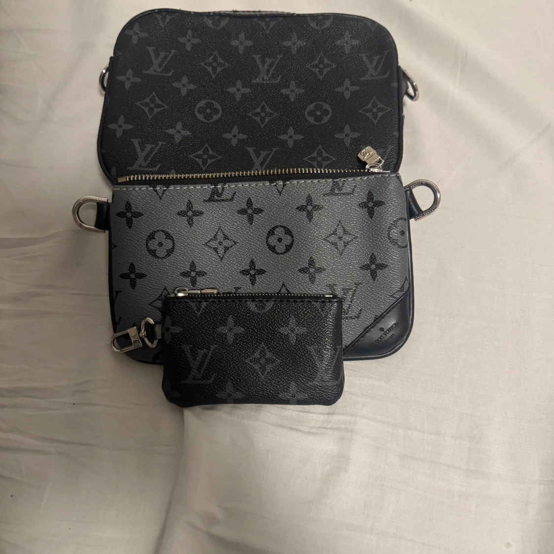 Svart och grå L,v axelväska - 91