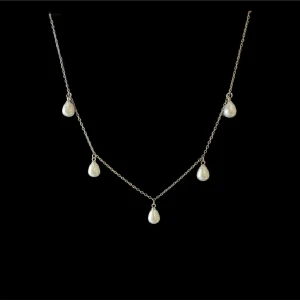 Silverhalsband med pärldroppar - Rostfritt!!💕