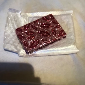 Mini spegel  - Mini spegel,har ingen användning av den så säljer den! Inget fel på den