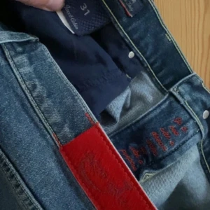 Ett par riktigt snygga Jacob cohen jeans - Säljer dessa skit feta brallor då de inte kommer till användning men forfarande är i ett bra skick!