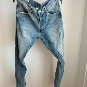 Levis jeans  - Knappt använda 