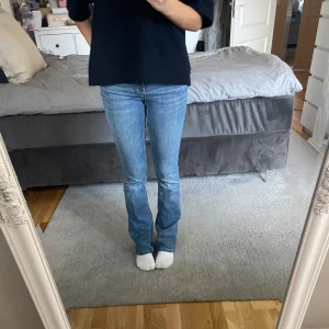 Bootcut jeans  - Low Waist bootcut jeans från zara