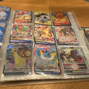 Pokémon  - Pokémon 