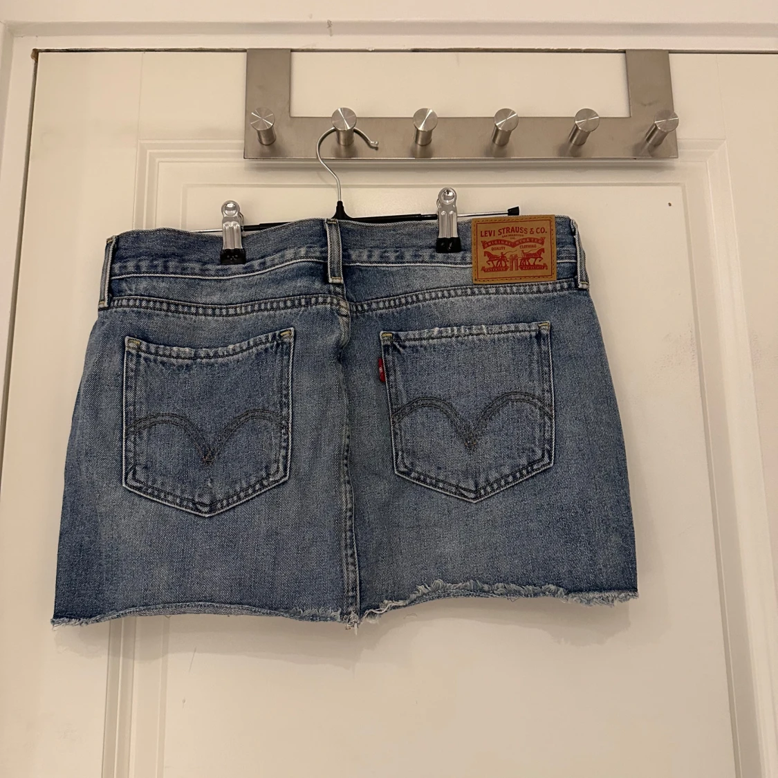 Kort jeanskjol Levis - 90