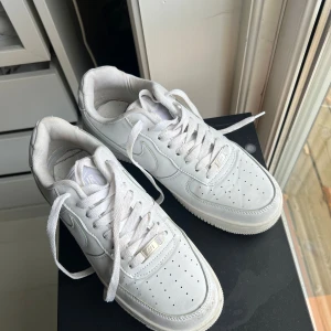 Nike air force  - Fint skick! 