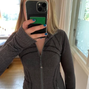 Lululemon define jacket - Jätte fin lululemon tröja/jacka💗 Fint skick! Stl 4